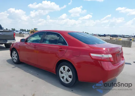 2009 Toyota Camry Le z USA, uszkodzony, nr VIN 4T1BE46K79U357381